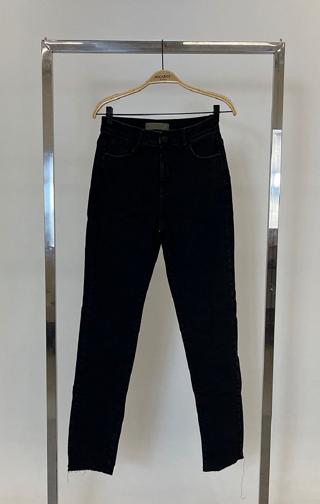 Calça Mom Comfort Elastano Jeans