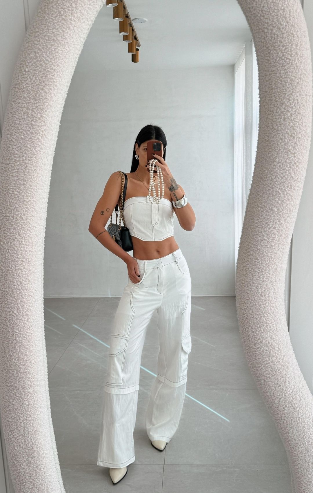 Conjunto Top Corset e Calça Cargo em Sarja