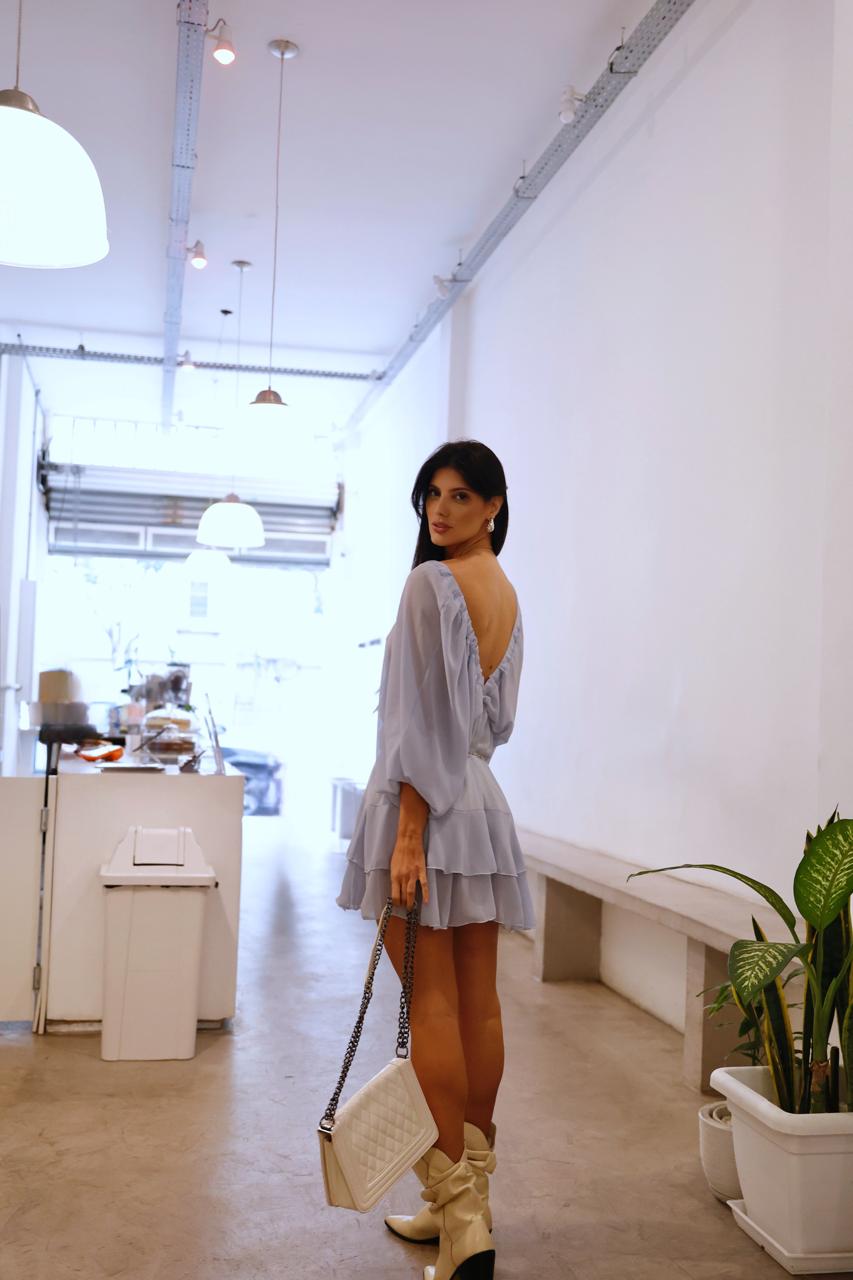 Vestido Decote V Manga Ampla em Chiffon