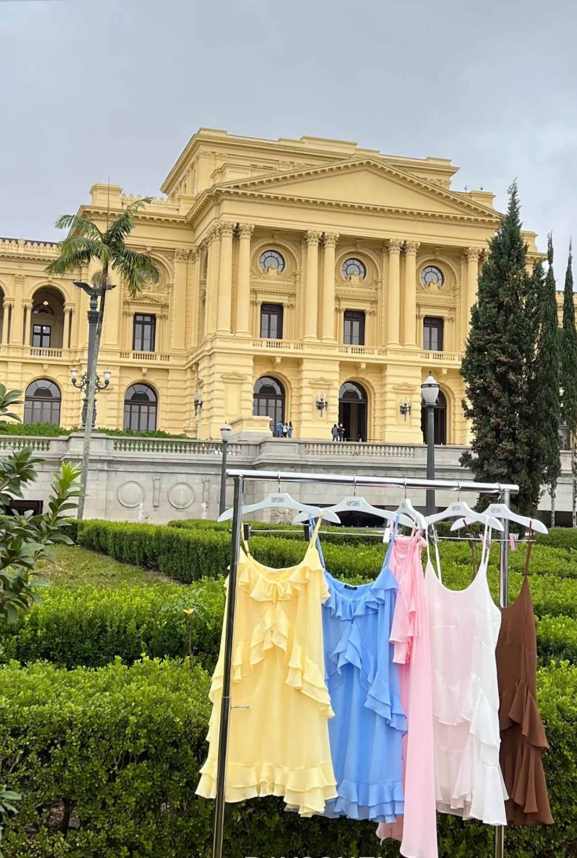 Vestido Curto Boho em Chiffon