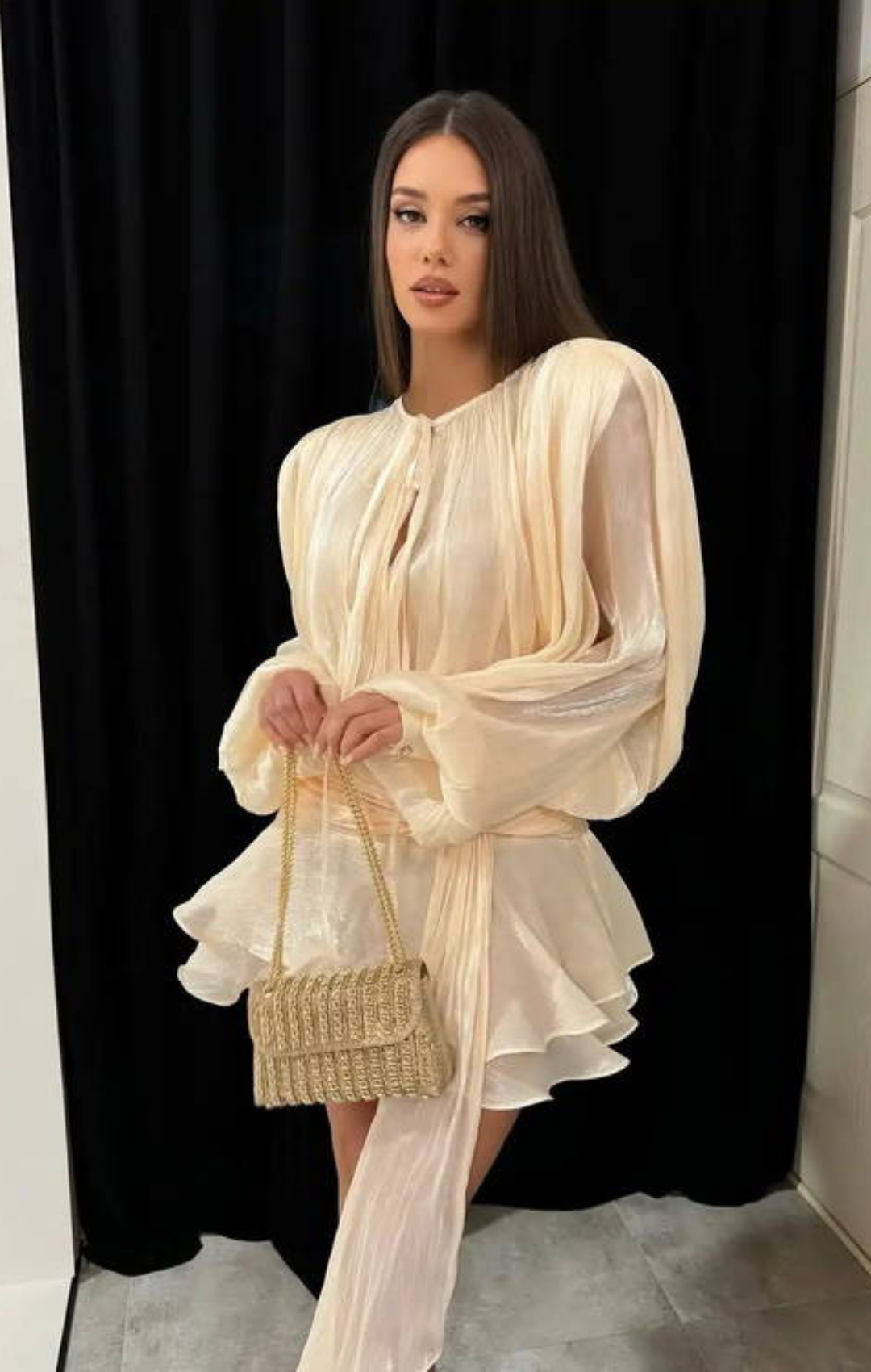Vestido Boho Chic Zara Gringa Curto Toque de Seda