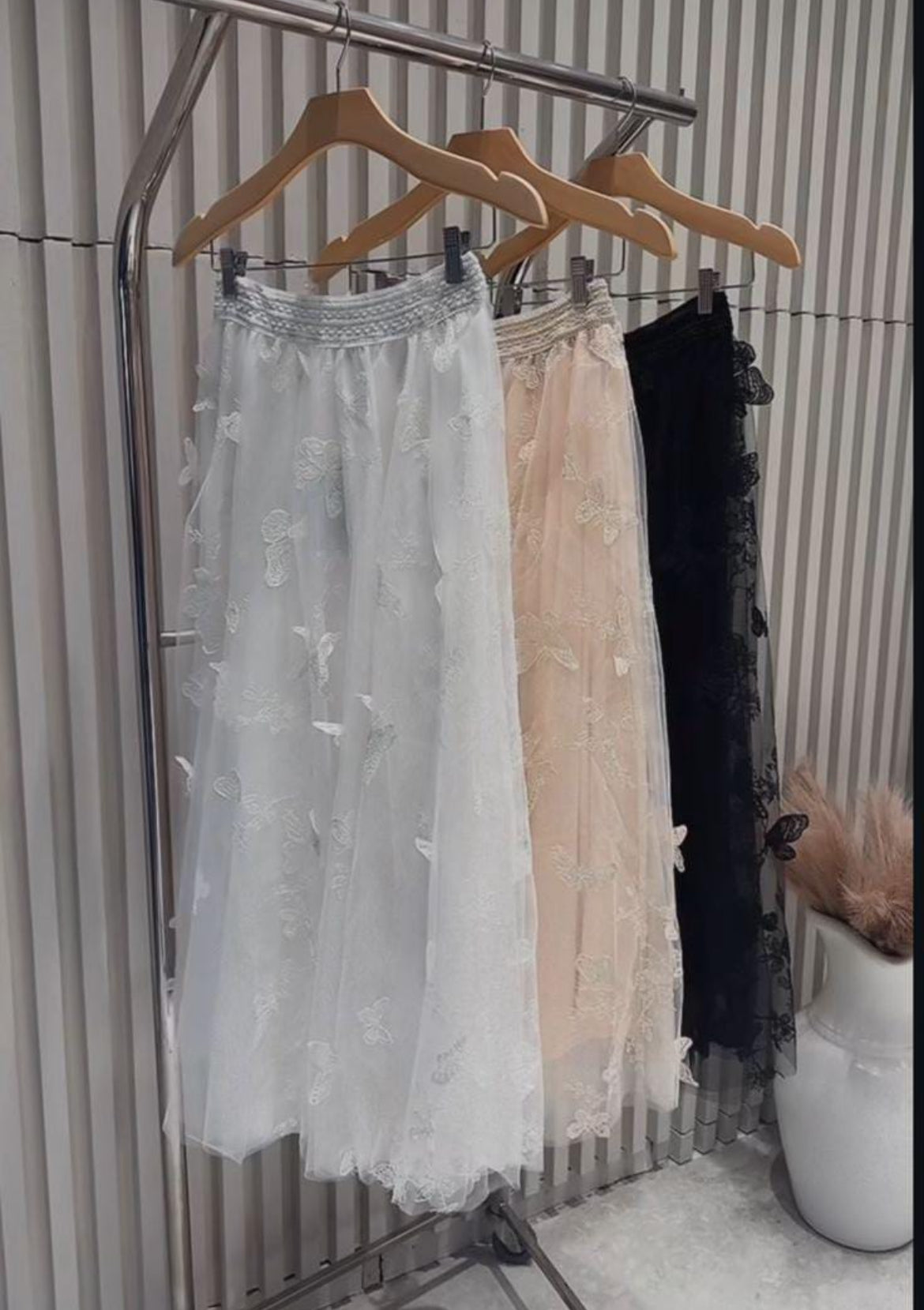 Saia Longa Aplicação 3D em Tule
