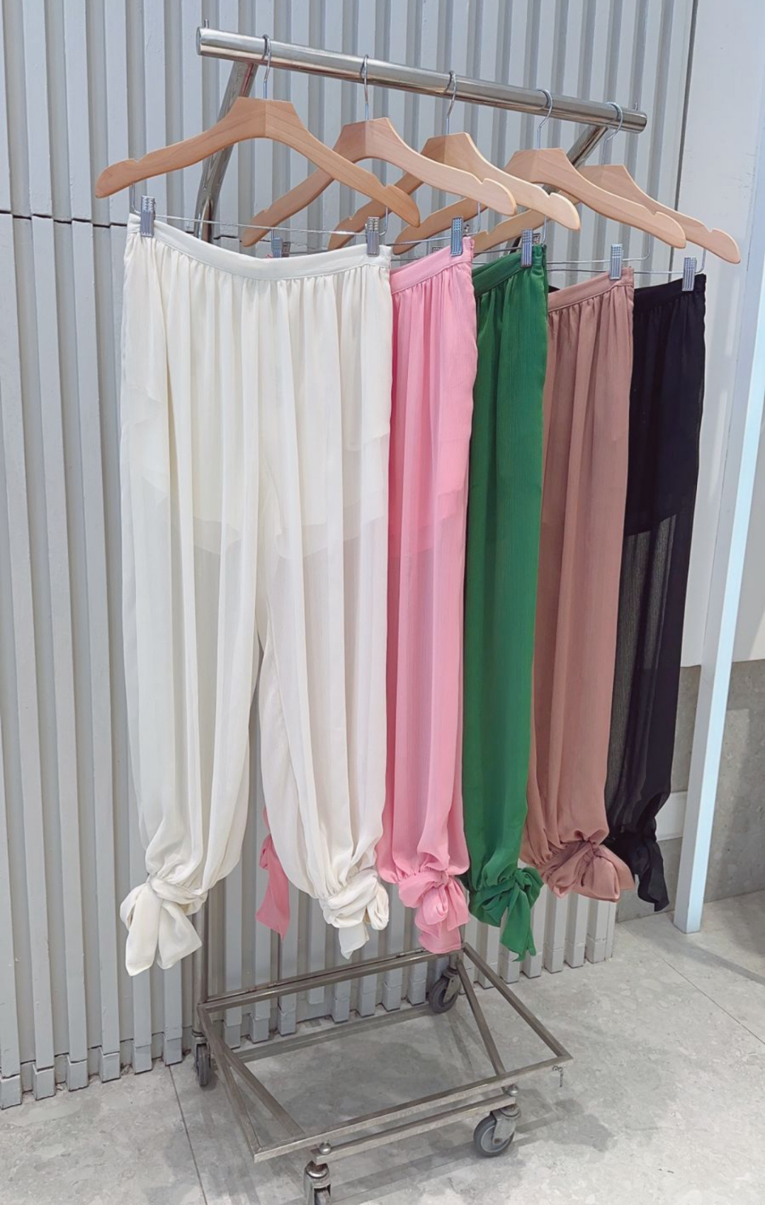 Calça Aladim em Chiffon