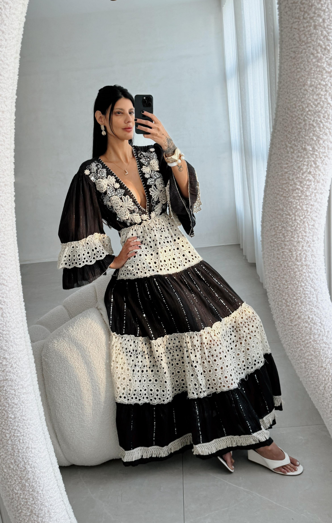 Vestido Boho Longo Bordado em Lesie com Paetês Black