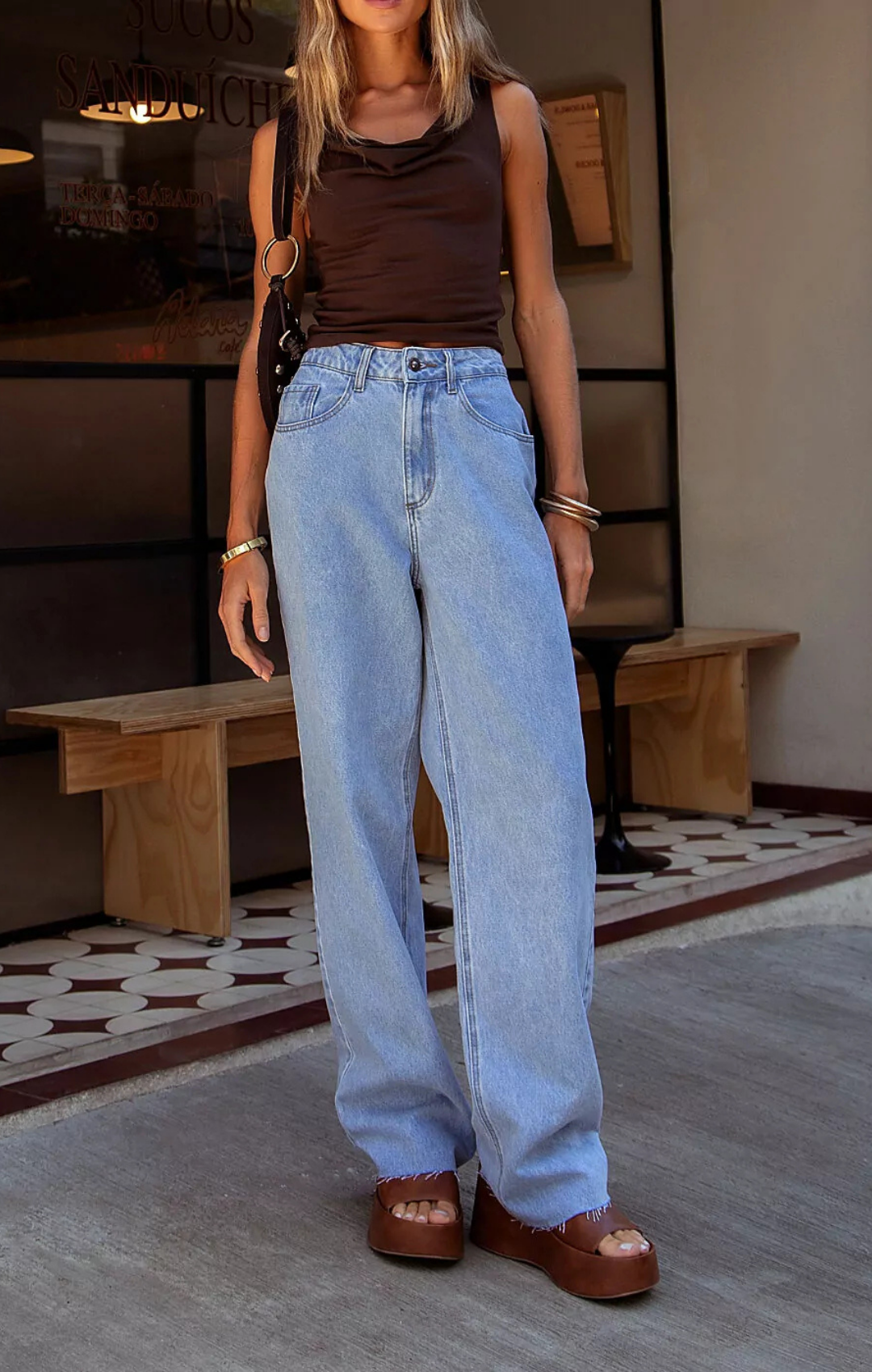 Calça Wide Leg Essentials Jeans