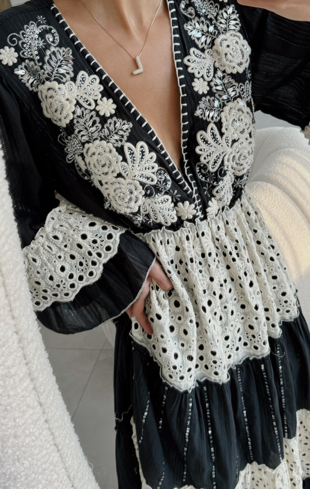 Vestido Boho Longo Bordado em Lesie com Paetês Black